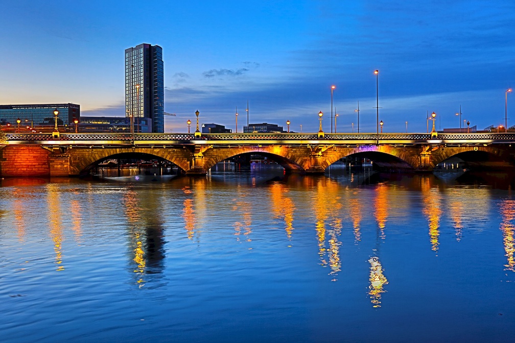 2015-05-12 Belfast bei Nacht