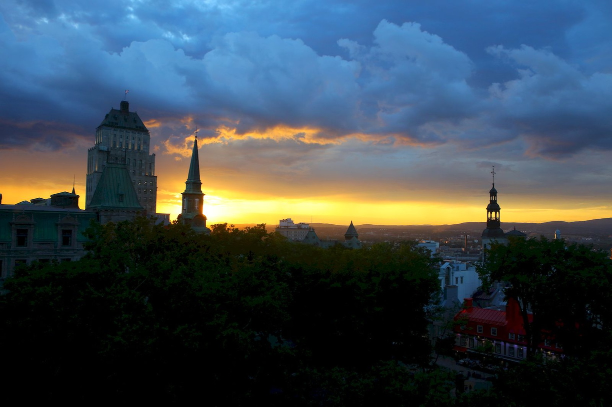 2016-07-11 Sonnenuntergang vor unserem Hotelzimmer