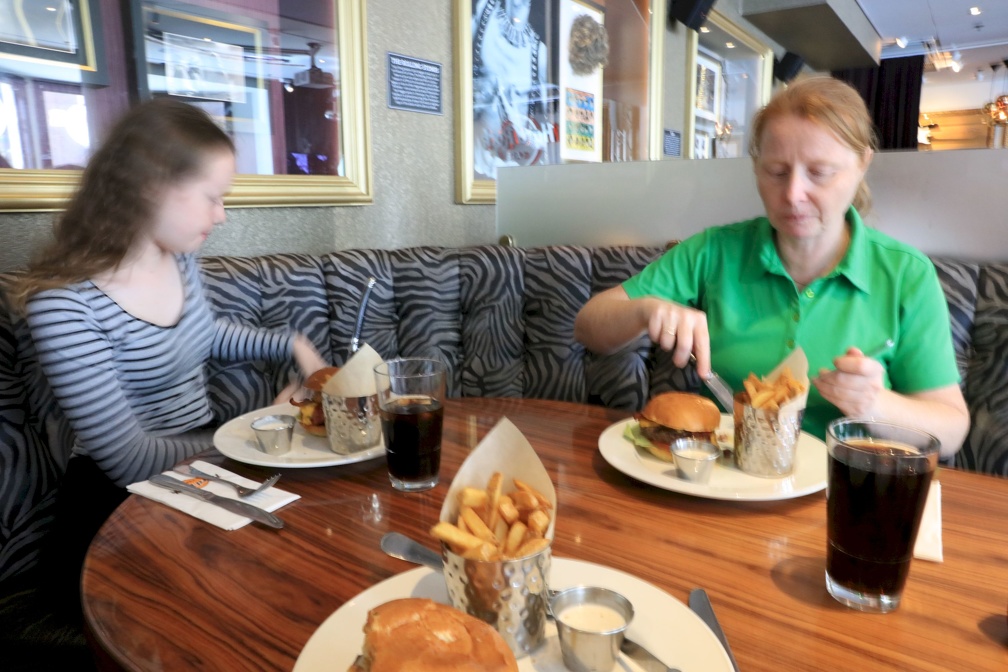 2019-06-09 Helsinki: Bootsfahrt