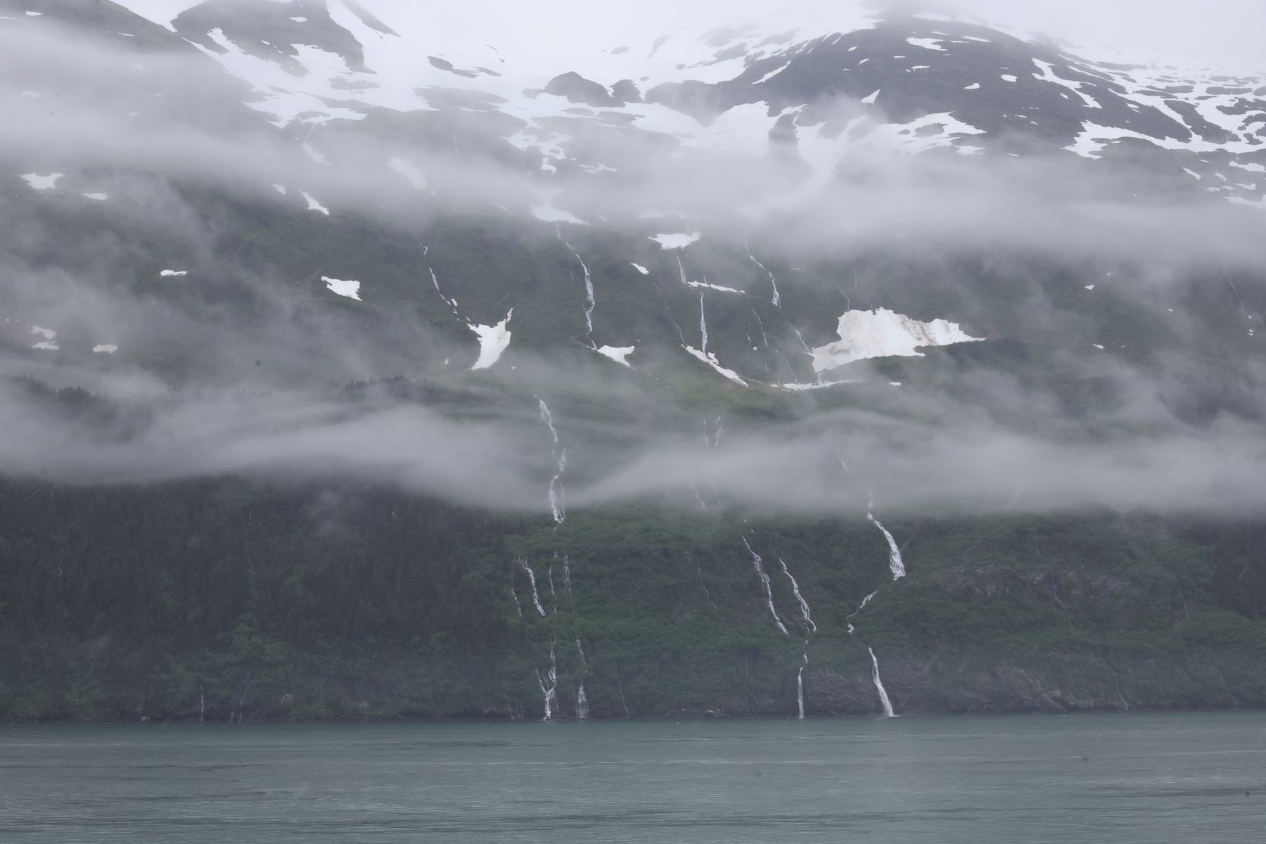 2023-06-28 Fahrt über Whittier und mit der Fähre Nach Valdez