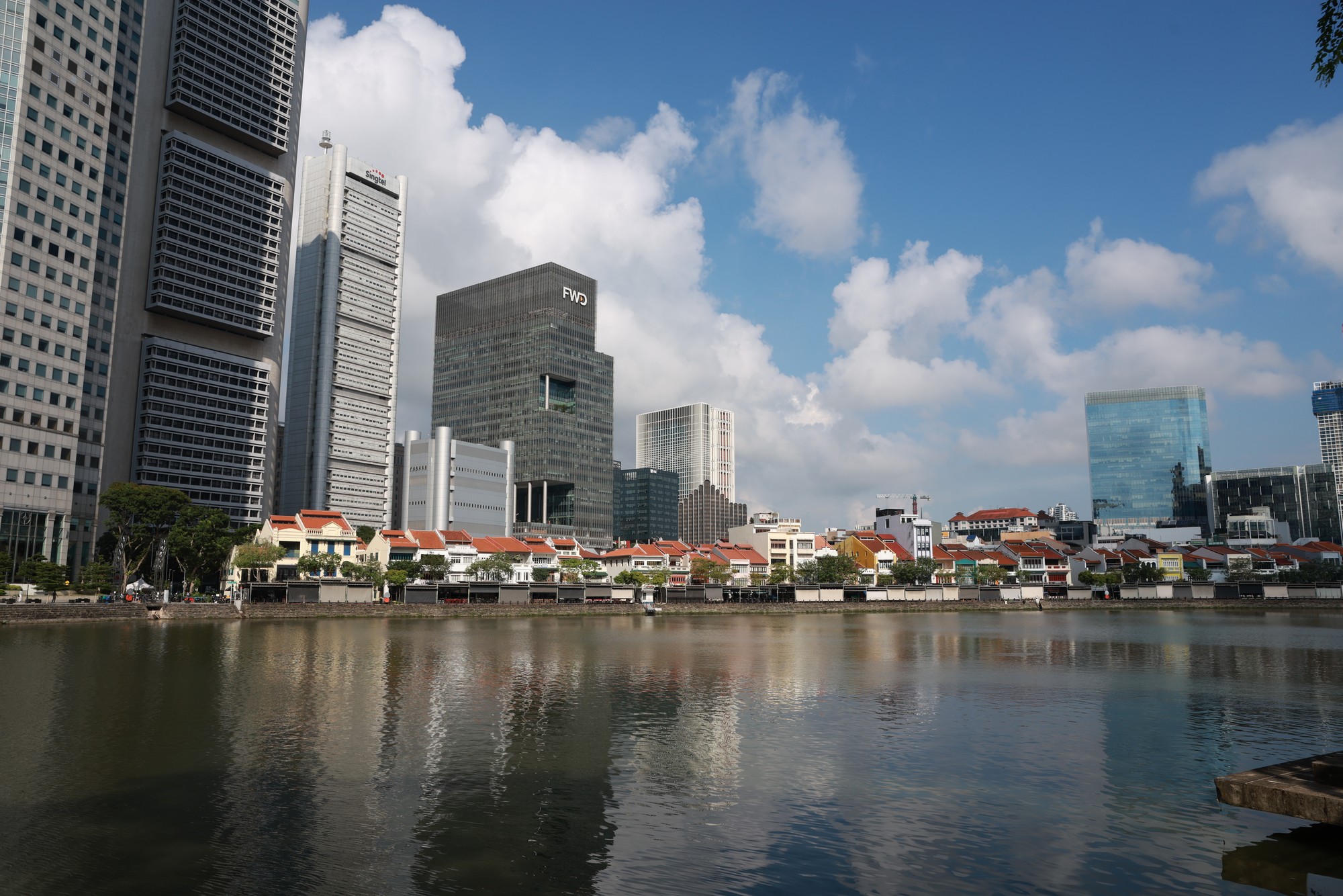 Brückenwanderung: am Singapur River