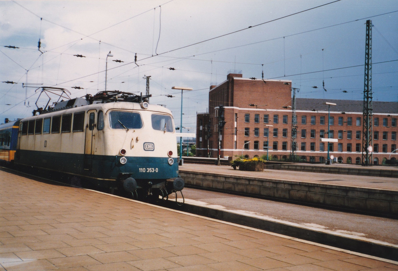 UIC 91 6110 / DB BR 110