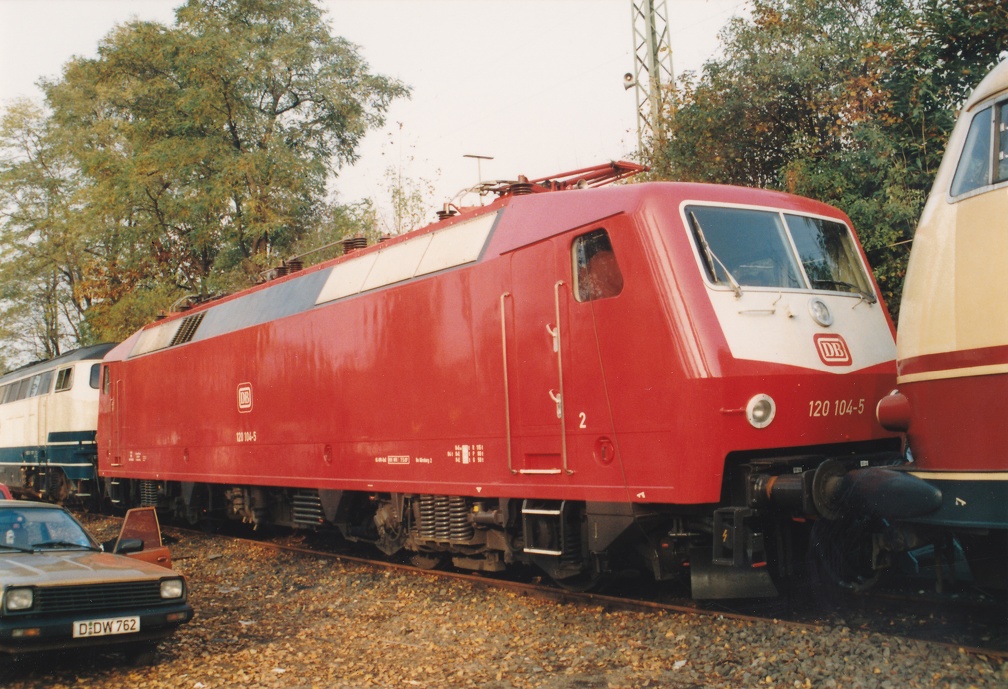 UIC 91 6120 / DB BR 120