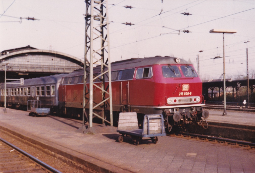 UIC 92 1215 / DB BR 215