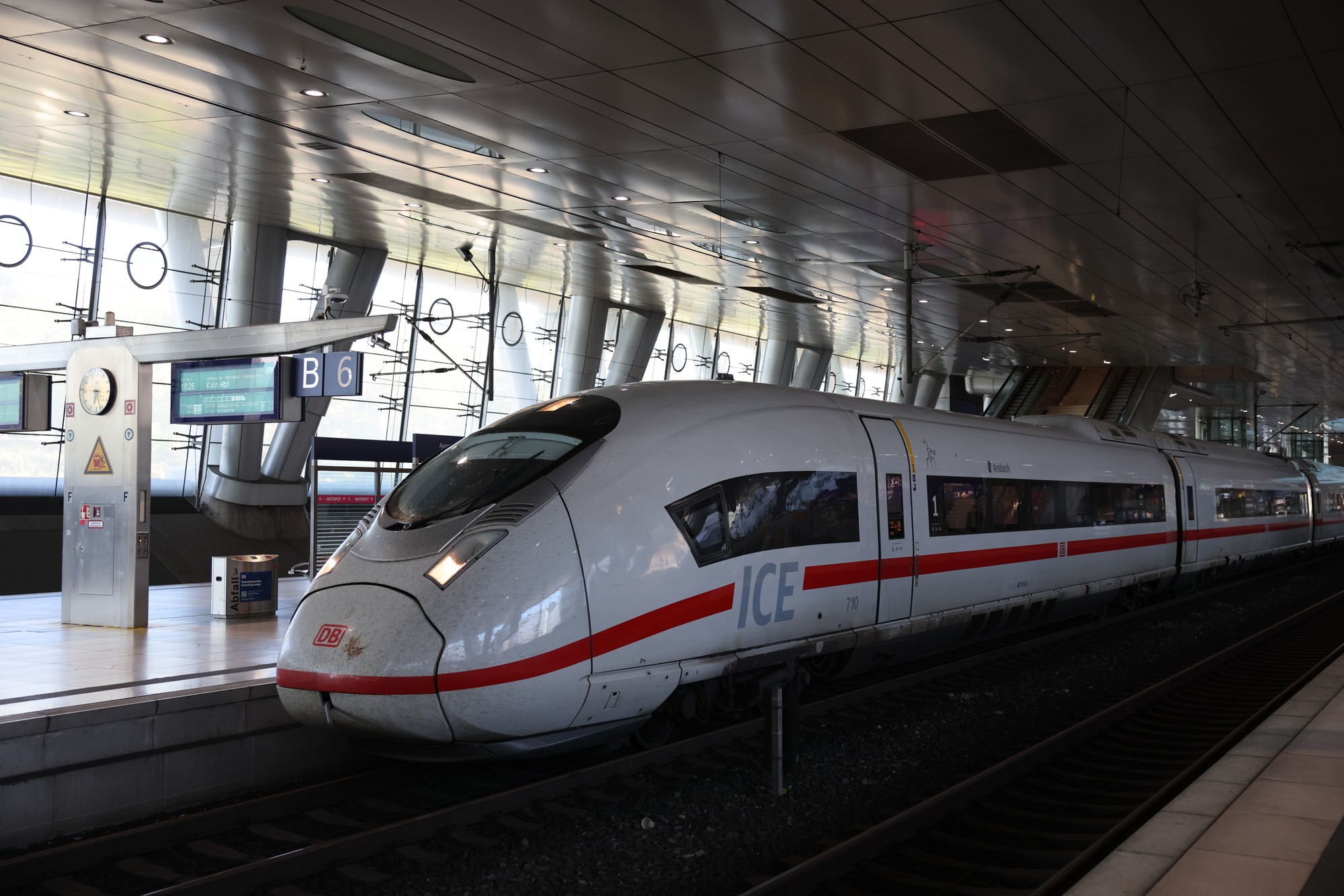 UIC 93 5407 / BR 407  ICE