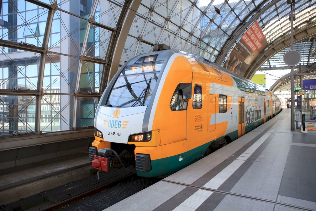 UIC 94 0445 / DB BR 445.1 / Stadler KISS