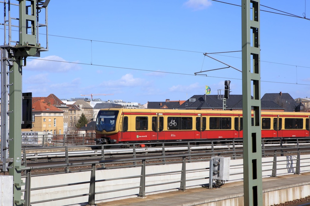 UIC 94 0481 / DB BR 481 / S-Bahn Berlin ( Mittelwagen Baureihe 482)