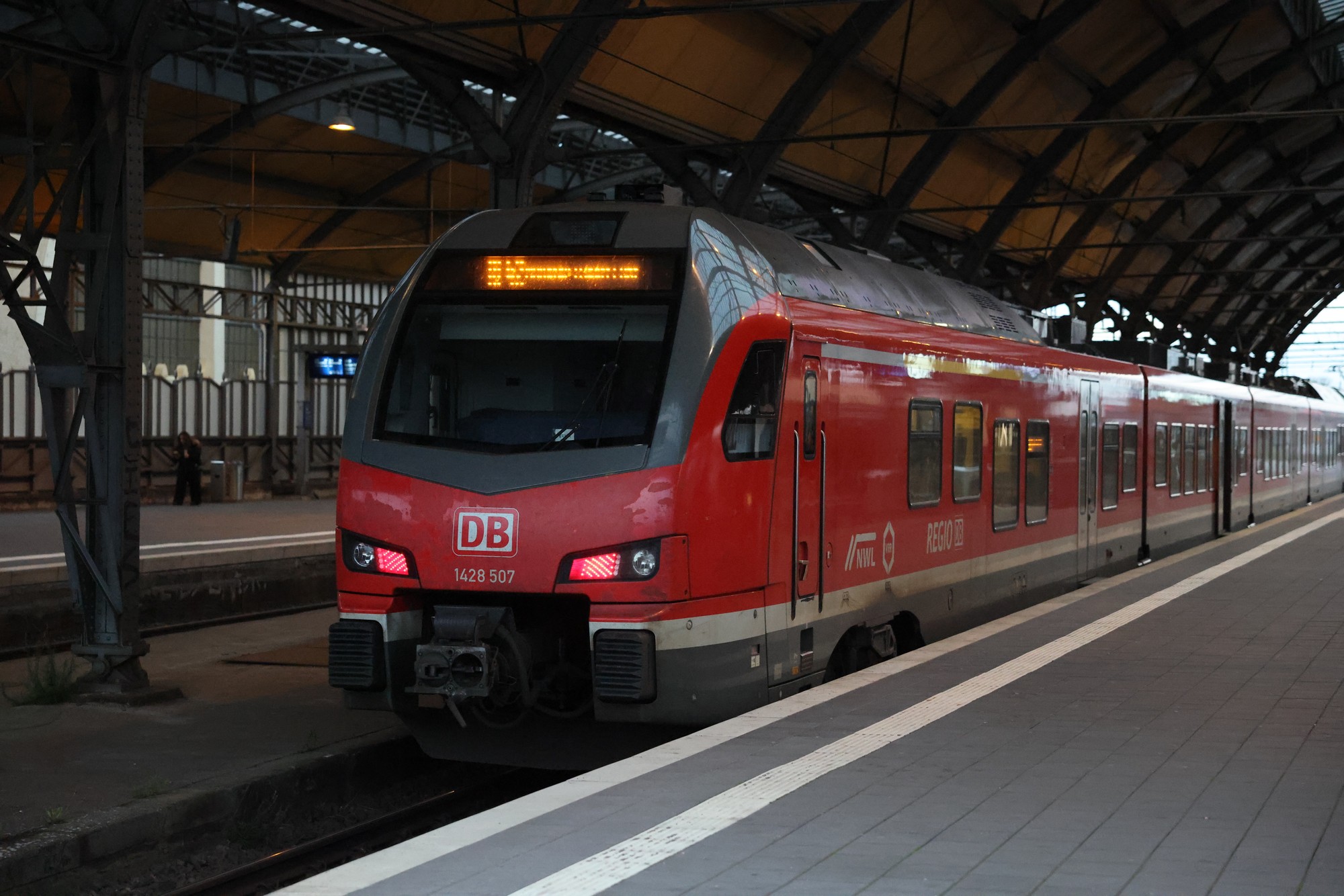 UIC 94 1428 / DB BR 1428 / Stadler FLIRT 3 (vierteilig, Triebwagen)