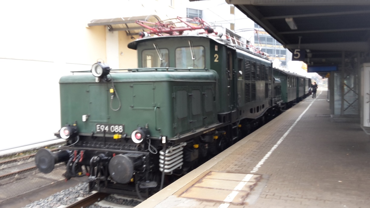 UIC 97 8194 / DB BR 194 / E94
